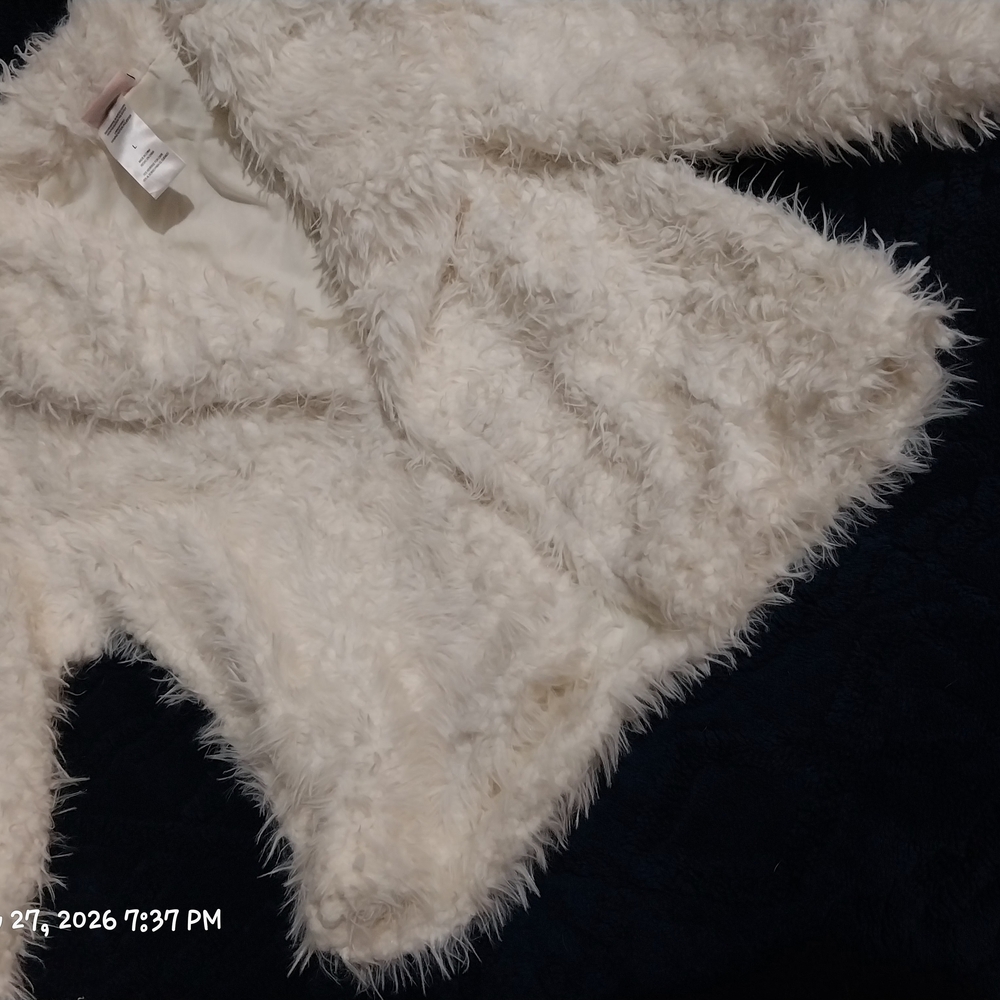 Women's White Fuzzy Jacket - Picture 10 of 12